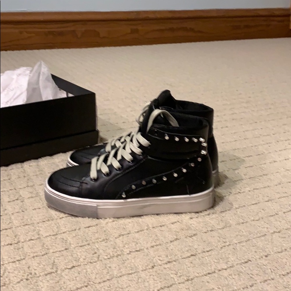 Black High top Sneakers